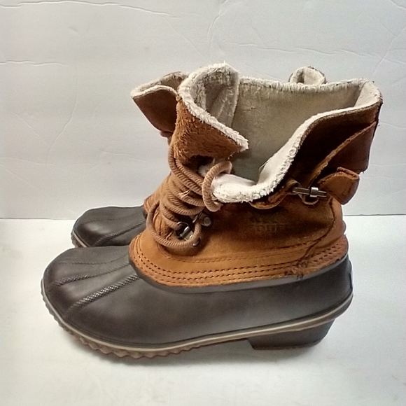 Sorel Winter Fancy Lace II Leather Waterproof Snow Boots Women's sz 7. - Picture 3 of 10